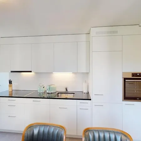 Amazing, Central, Sunny 1br Flat - Sun 12